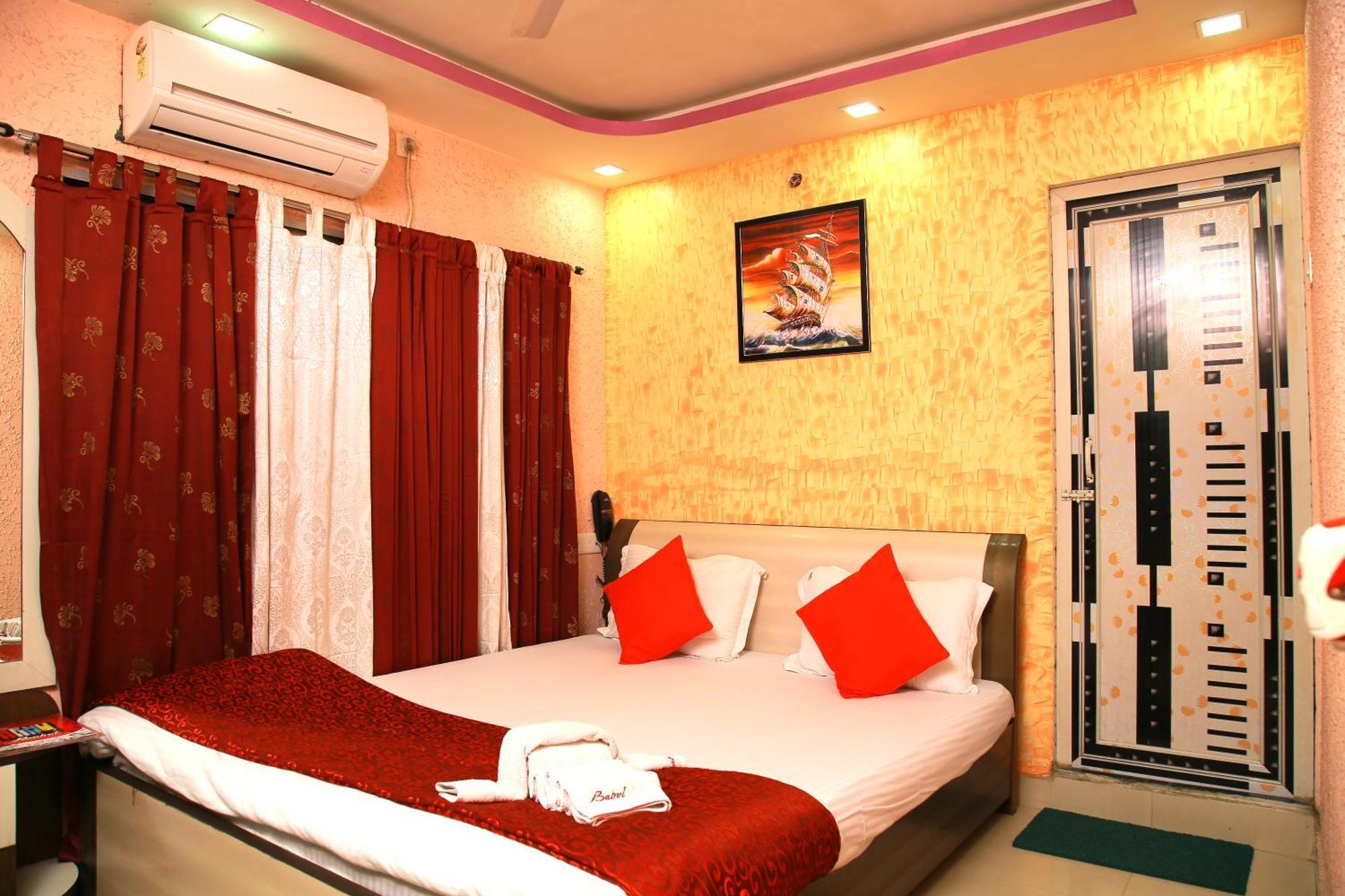 Lodge Babul Kolkata Exterior photo