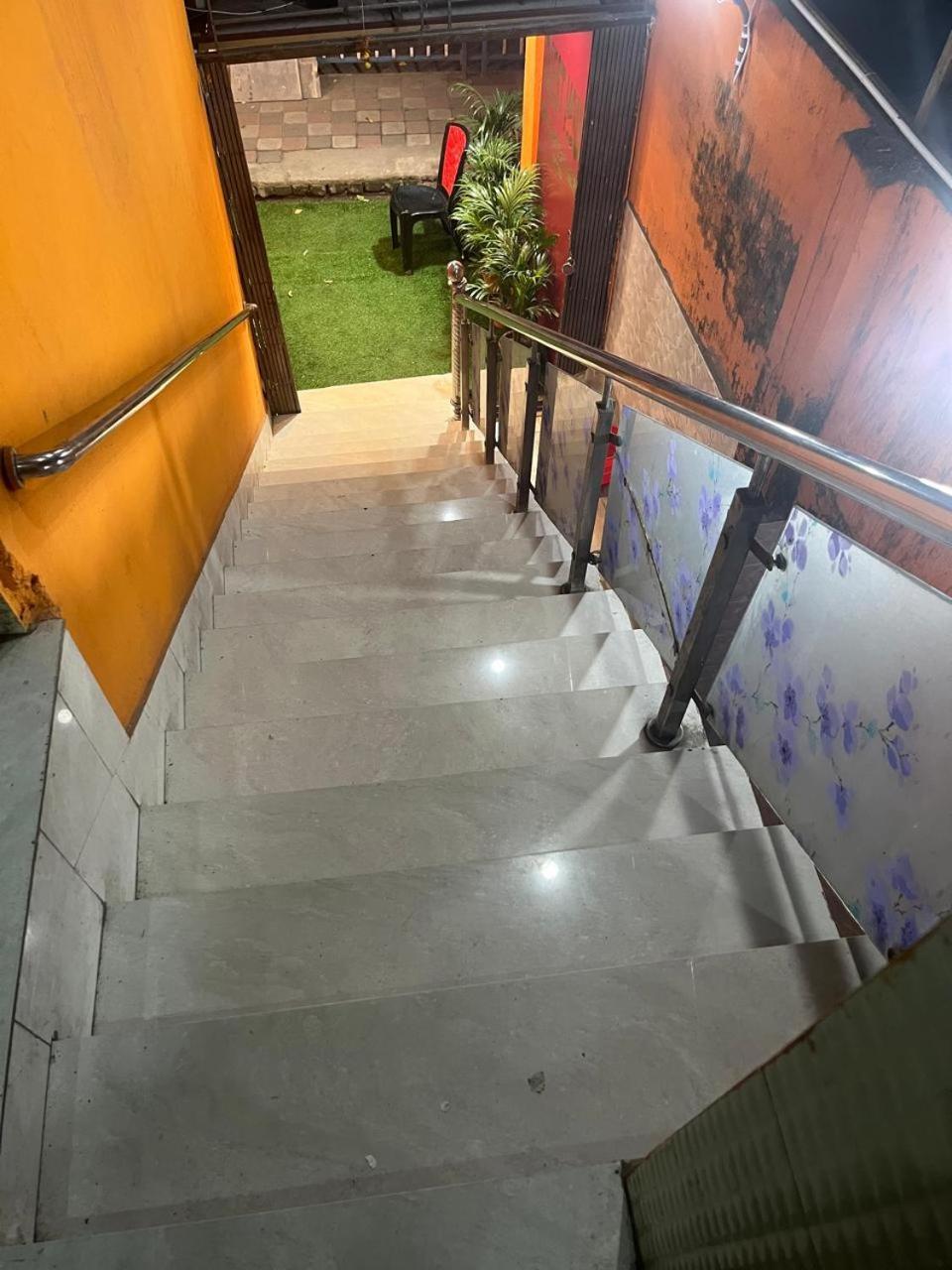 Lodge Babul Kolkata Exterior photo